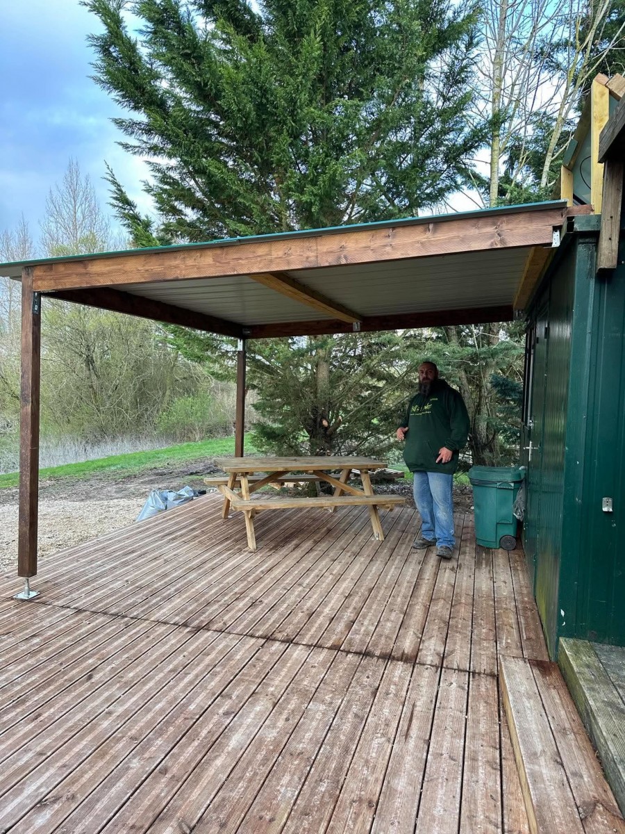 Kitchen Covered Decking