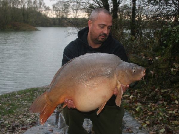 <span class=bold>33</span>lb <span class=bold>7</span>oz